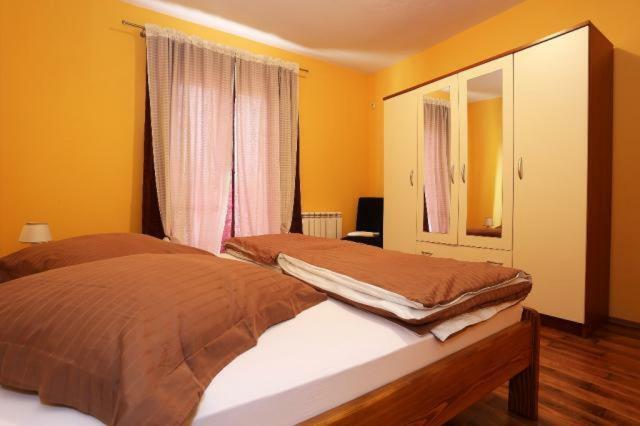Apartmani Lili Sukošan Екстериор снимка