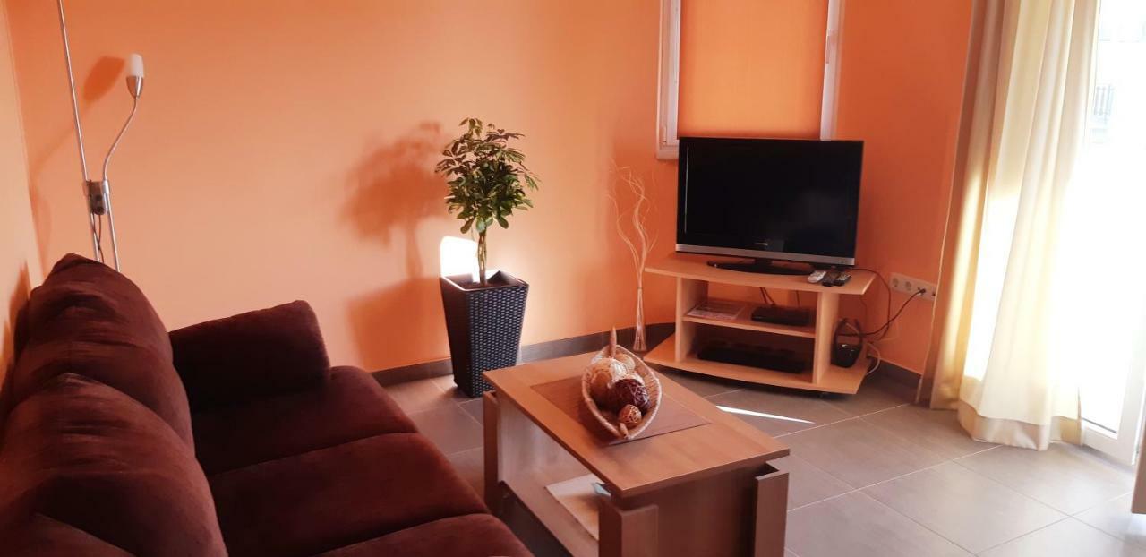 Apartmani Lili Sukošan Екстериор снимка