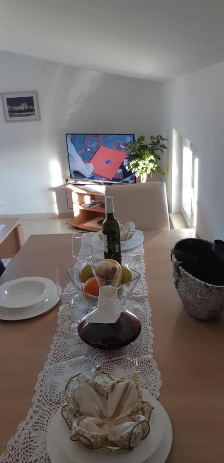 Apartmani Lili Sukošan Екстериор снимка